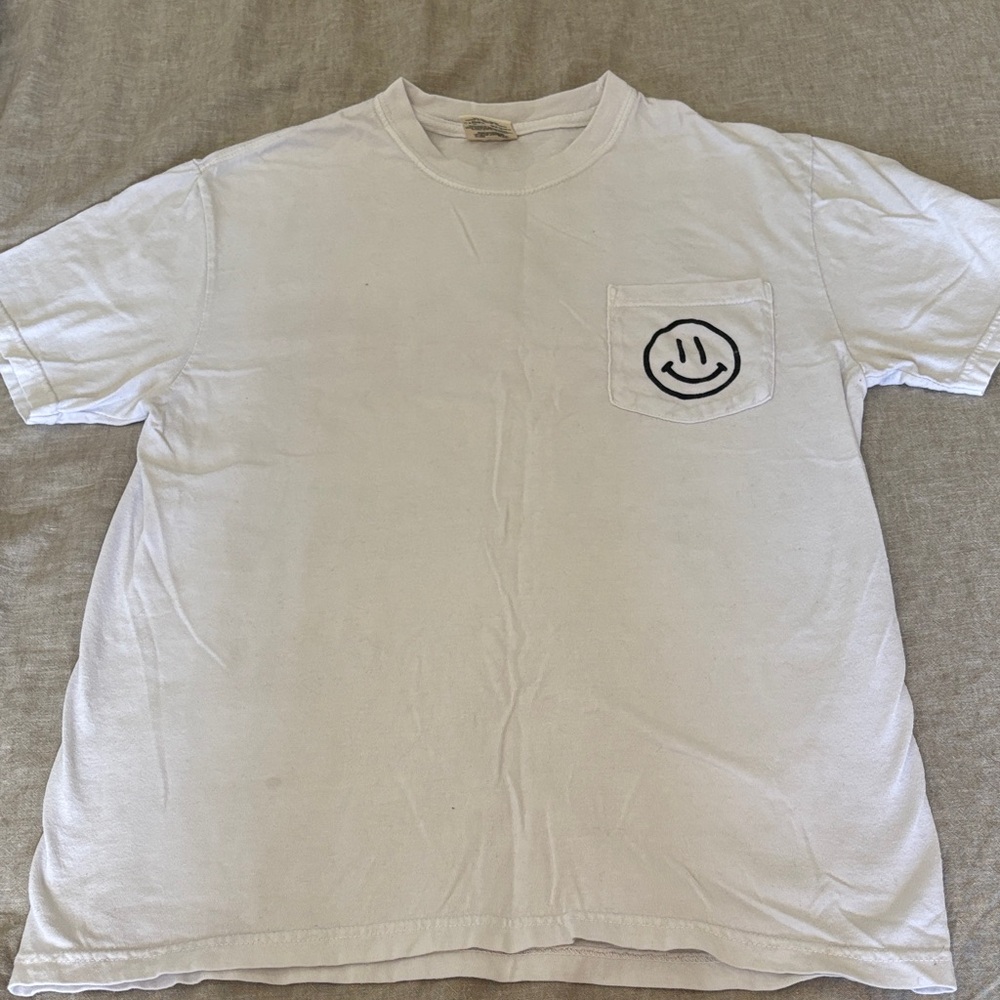 Comfort Colors White Tee with Smiley Pocket